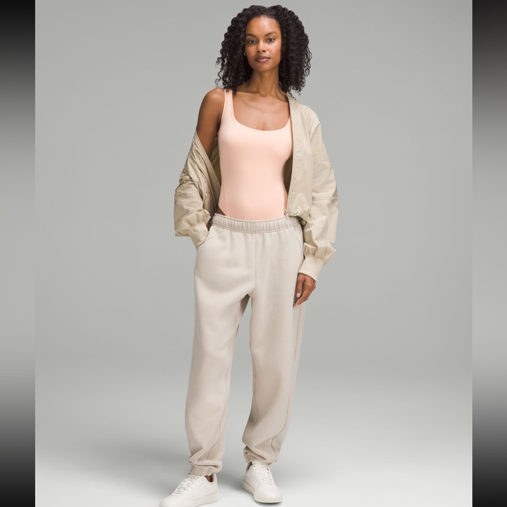 NWT Lululemon Wundermost Nulu Square Neck Sleeveless Bodysuit in Peach Bellini